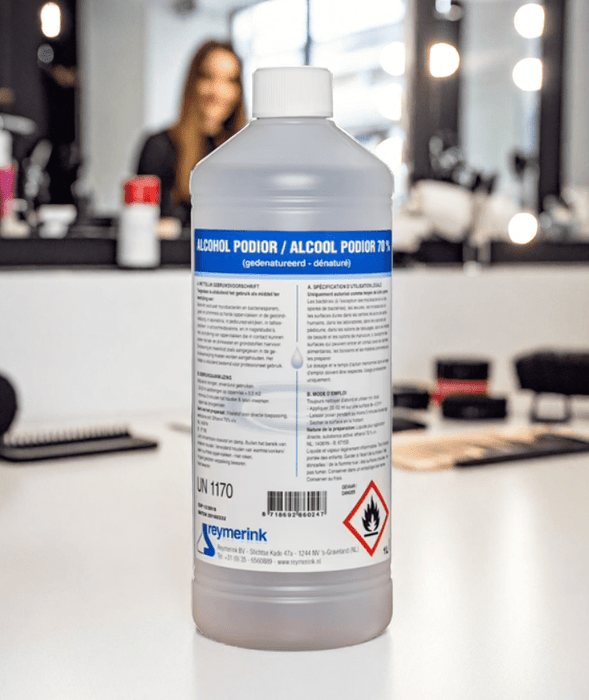 Alcohol 70% Podior - 1 Liter. Alcohol 70 procent wordt gebruikt om de huid te reinigen, instrumenten te desinfecteren en oppervlakken mee schoon te maken.
