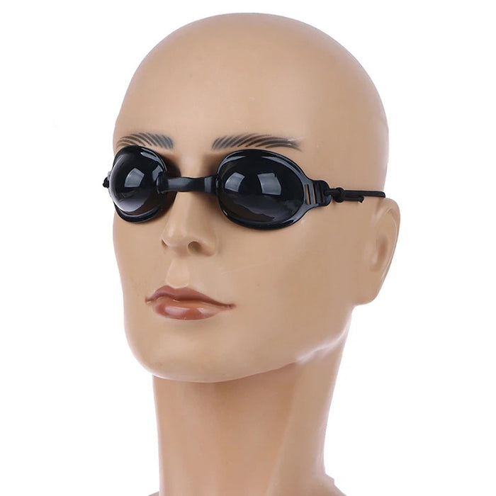 Beschermende oogdoppen voor laserbehandelingen. Professionele oogbescherming voor laserbehandelingen