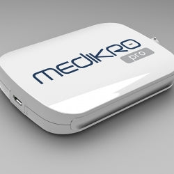 Medikro Pro Spirometer Starter package with syringe