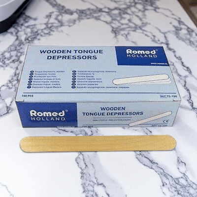 Romed - houten disposable spatels - 100 stuks. Hygiënische wegwerp spatels voor medisch en cosmetisch gebruik.